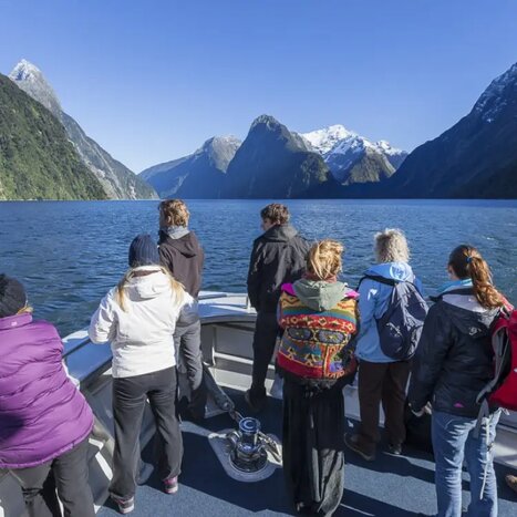 Half Day Milford Track Giant Gate Guided Walk+Milford Cruise