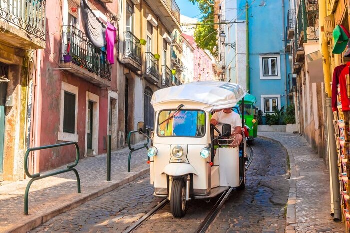 Discovering Lisbon´s Charm on a 2-Hour Tuk Tuk Ride