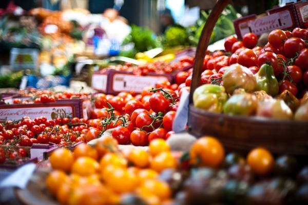 Small group Testaccio Market food tour