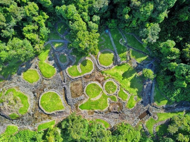 Archaeological Tour of Guayabo National Monument