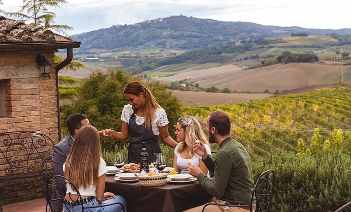 The Tuscan Cooking Class in a Castle with Wine