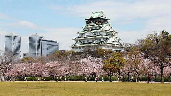 Osaka Castle and Umeda Sky Building