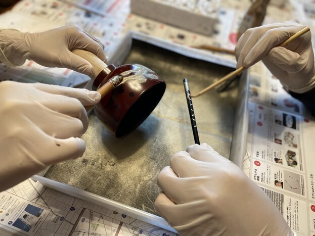 Private Maki-e Experience: Lacquered Chopsticks or Japanese Bowls