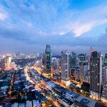 Night markets and street food await when the sun goes down in Manila