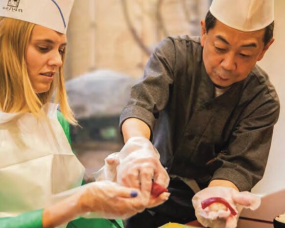 ★Experience a Sushi Making Class in a Sushi Restaurant