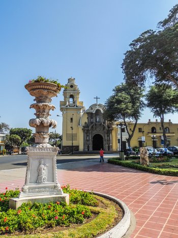 Art and Local Cuisine in Bohemian Barranco