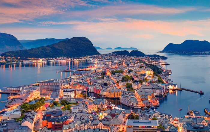 See the Art Nouveau island city of Ålesund on a Scandinavian summer adventure