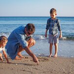 Bond with the family as you explore Costa Rica's many beaches