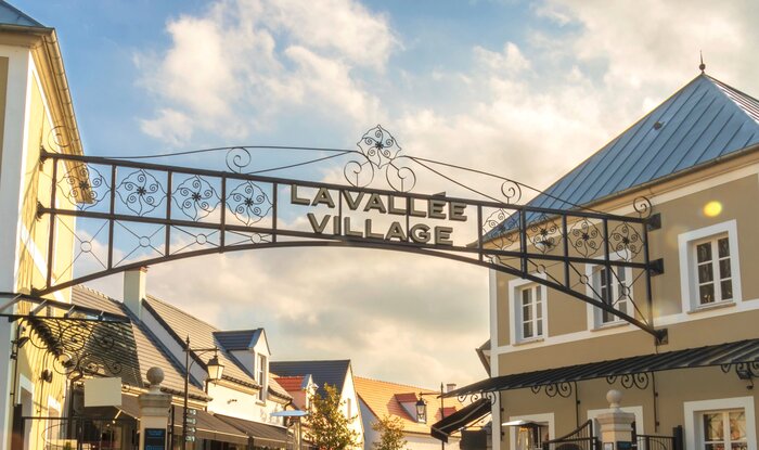 Half-Day Tour to La Vallée Village from Paris