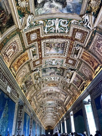 Private Family Vatican & Sistine Chapel - Scavenger hunt