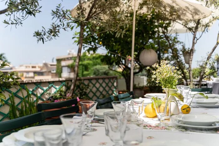 Typical Dining Experience in a Local Home with Aperitivo