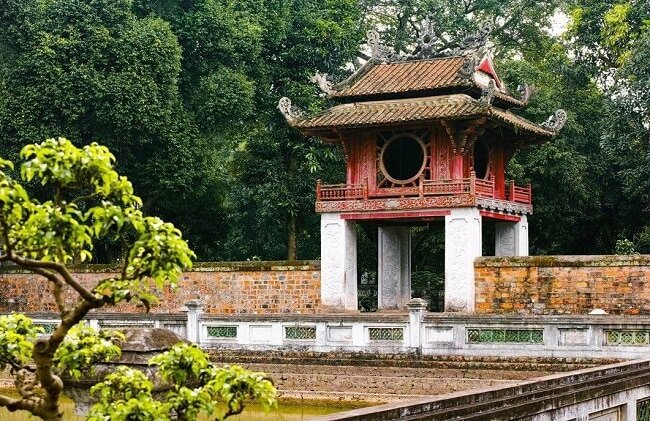 Hanoi Sightseeing Fullday Tour with Train Track Coffee