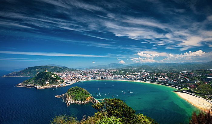 Day Trip to San SebastiƔn & Gipuzkoa Coast