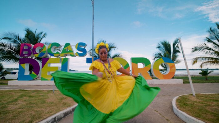 Isla Colón Unveiled: A Boat Journey Through Bocas’ Best-Kept Secrets
