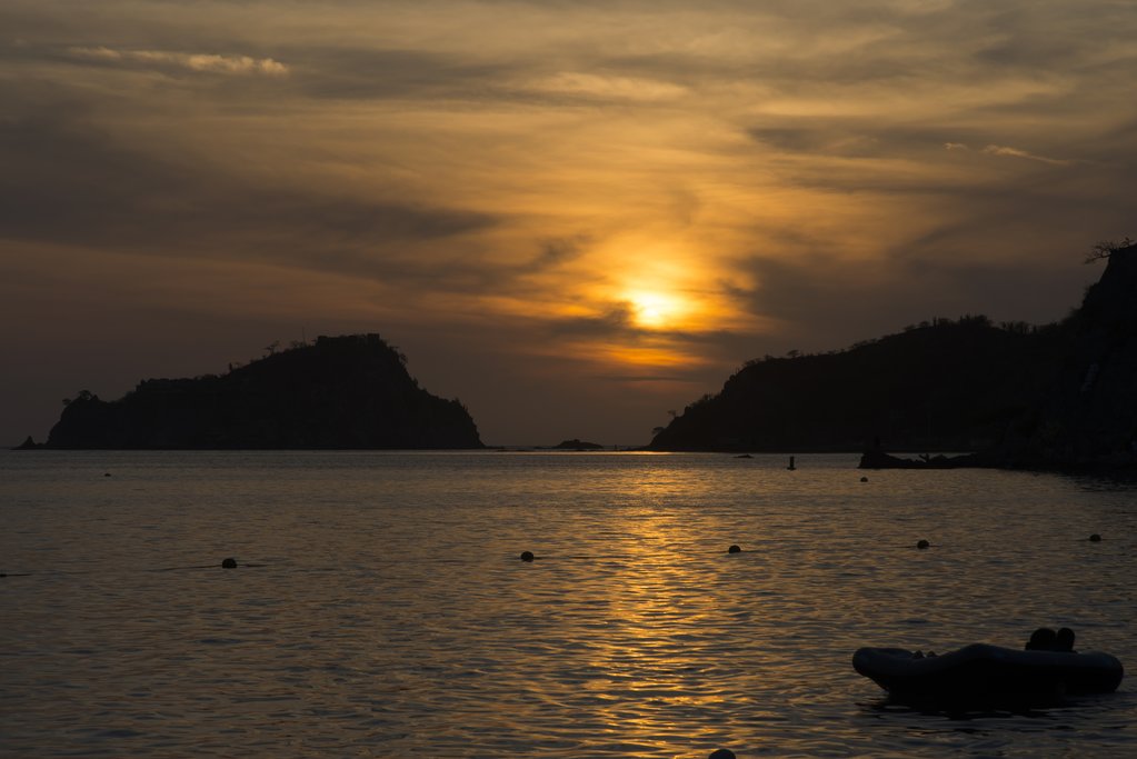 Sunset in Santa Marta, gateway to Tayrona