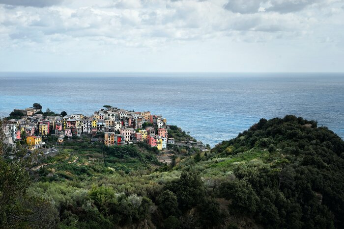 Cinque Terre Hiking & Wine Experience