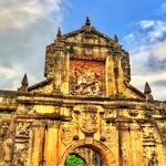 Enjoy a diverse adventure across the Philippine capital, coastal retreats, and idyllic islands