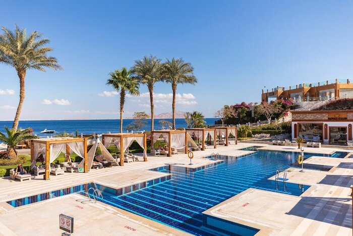 Trade the Nile for a Red Sea resort on an ultimate luxury itinerary of Egypt (photo courtesy of Sunrise Arabian Sharm el-Sheikh)