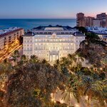 Best hotels need the beach in Málaga (Photo courtesy of Hotel Gran Hotel Miramar)