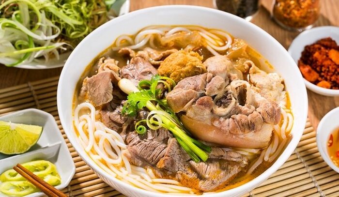 Evening Foodie & Cyclo Tour ( STH)