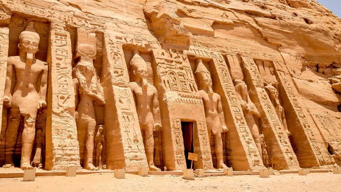 Trip To Abu Simbel By Coach