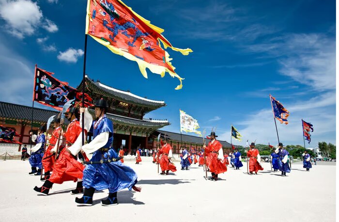 Seoul Highlights: Gyeongbok Palace, Insadong & N Seoul Tower