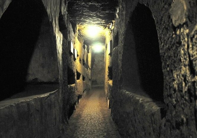Crypts, Bones & Catacombs: An Underground Tour of Rome