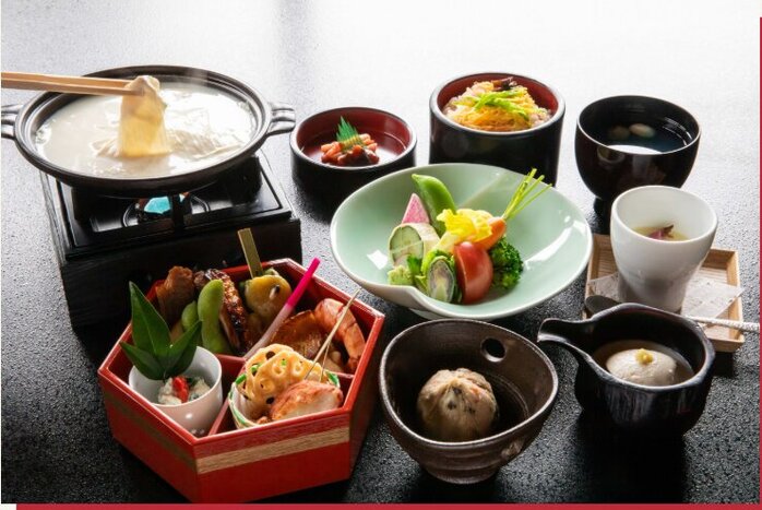 One-Day Classic Tokyo Public Transport Itinerary: Sensoji · Kappabashi · Harajuku Meiji Shrine · Japanese Tasting Dinner