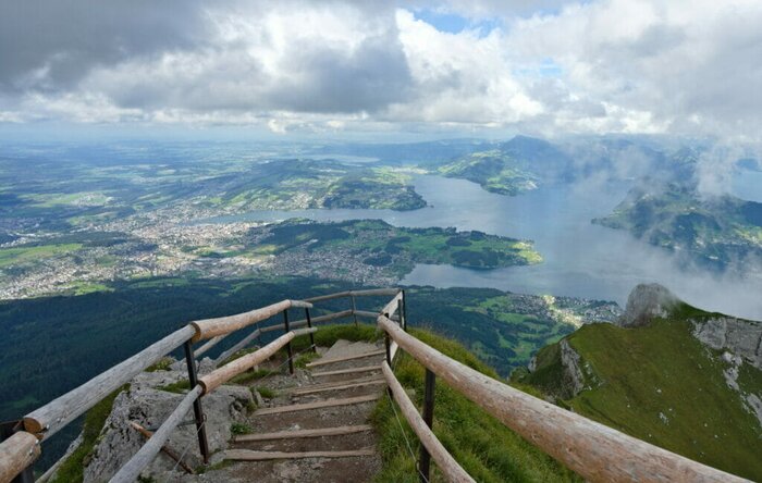  Lucerne Stoos Ridge Guided Day Hike !
