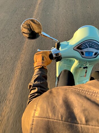 Vespa Tour with Food Tasting