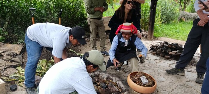 NV Private Sacred Valley tour & Observatory Train to Machu Picchu Town: Pachamanca Experience