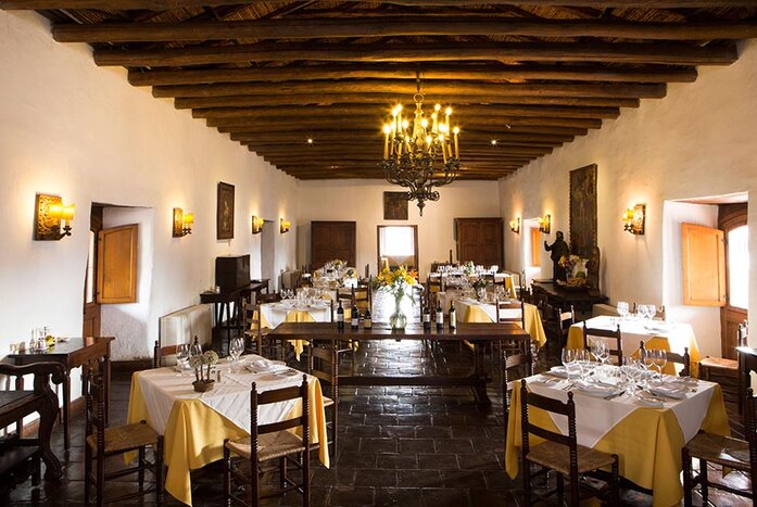 Visit to Santa Rita Vineyard + Optional Lunch at Doña Paula Restaurant