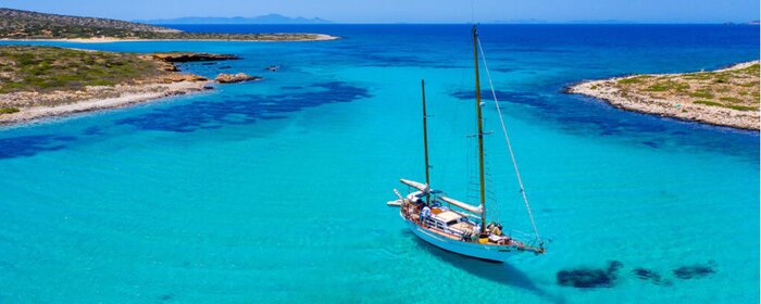 Cruise to Antiparos & Despotiko on a traditional caique