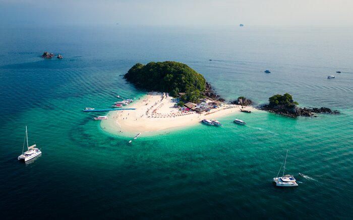Hop from island to island on this 10-day luxury tour of Thailand