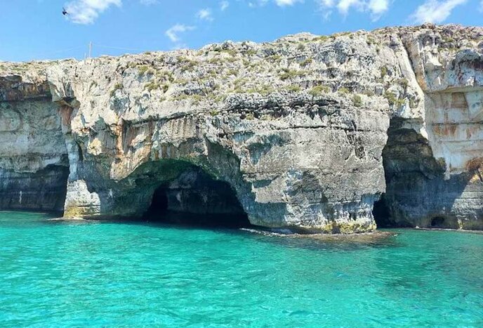 Boat excursion to Leuca's caves