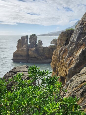 Explore Punakaiki Pancake Rocks