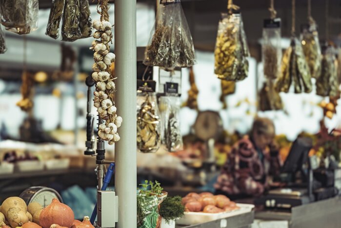 Culinary Highlights of Porto: Food Delights & Bolhão Market