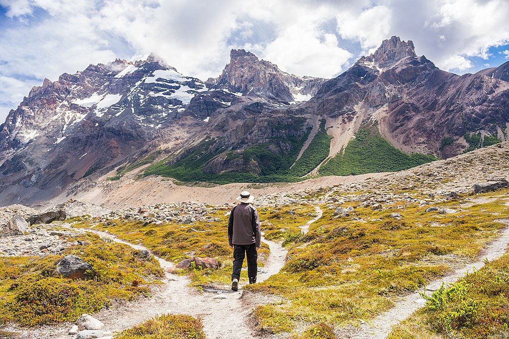 Traveler hiking in El Chaltén