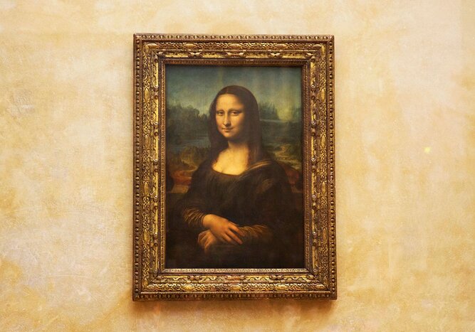 Louvre Museum in Paris: entrance tickets & audioguides