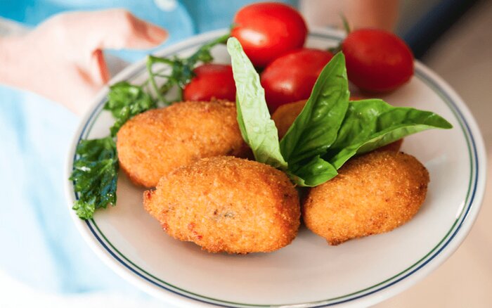 Evening Food&Wine Tour of Sorrento