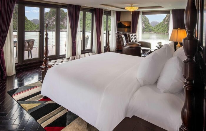 Halong Bay - Disembarking Cruise (Orchid Cruise)