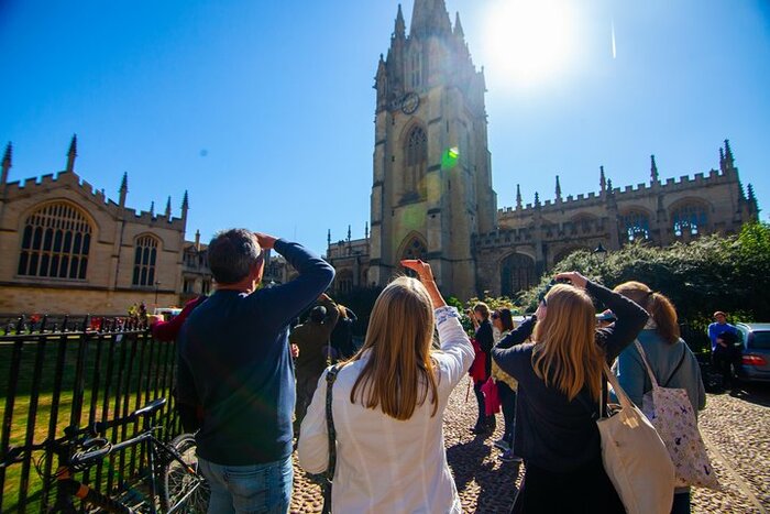 Oxford University & City Tour with Alumni Guide