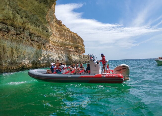 Boat Tour to Benagil Caves & Dolphins Sigthing 