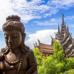 Discover the all-wood Sanctuary of Truth in Pattaya