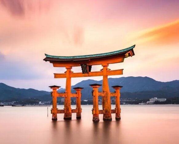 Explore Hiroshima & Miyajima in a Day: Private Bullet Train Adventure from Osaka