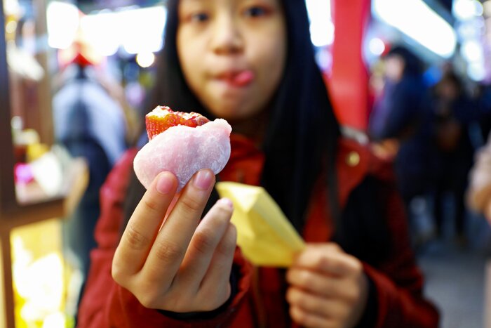 Treat your little ones to plenty of kid-friendly treats like daifuku (stuffed mochi) on a Tokyo food tour