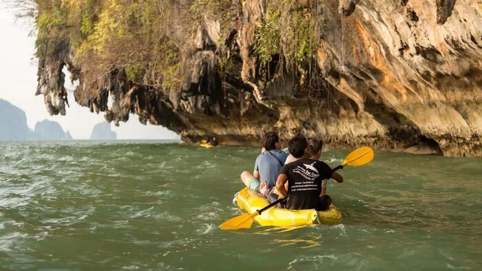 Phuket: Hong by Starlight Kayaking