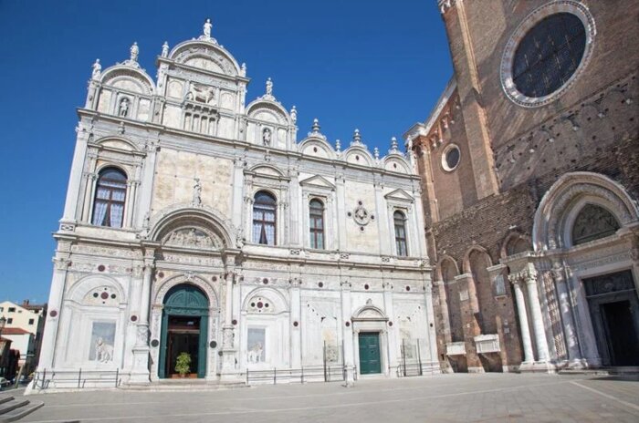 Discovery Walk with St. Mark's Basilica, Doge's Palace & Gondola Ride