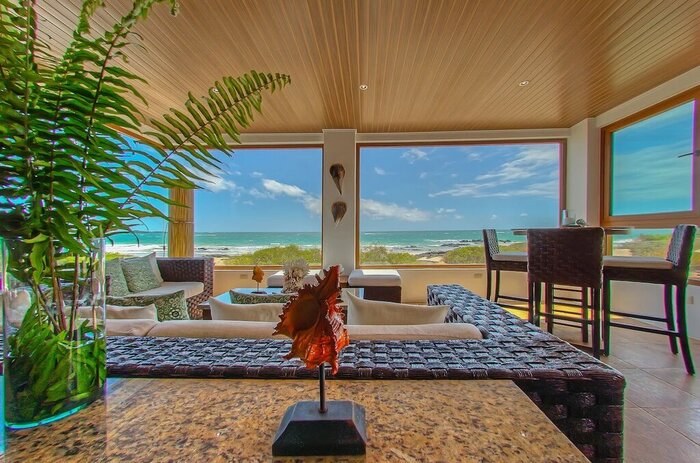 Luxury awaits at your boutique hotel in the Galápagos (photo courtesy of Iguana Crossing)