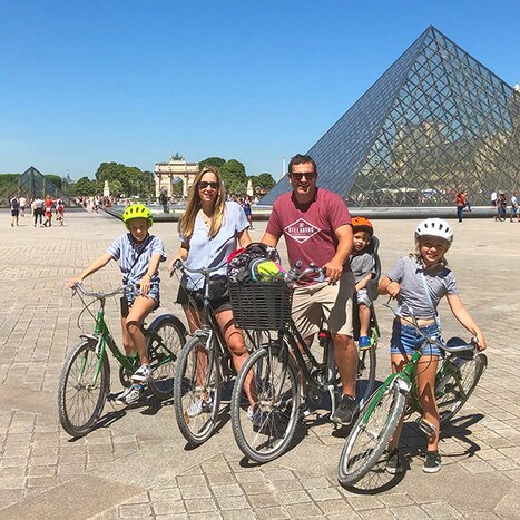 Family Bicycle Tour of Paris